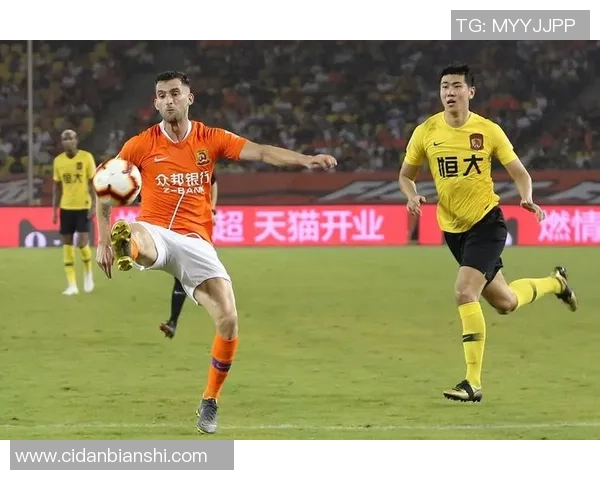 广州恒大与武汉卓尔精彩对决视频回顾，重温激烈比赛瞬间与精彩进球时刻